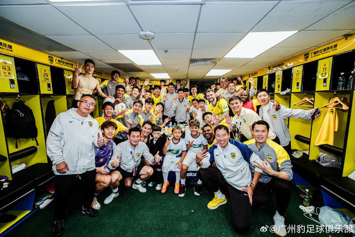 世界杯高清赛事直播入口-中甲开门红！新人亮相，广州豹底气更足|卡马拉|冯峰|尼康|图多列|杨浩_新浪体育_新浪新闻